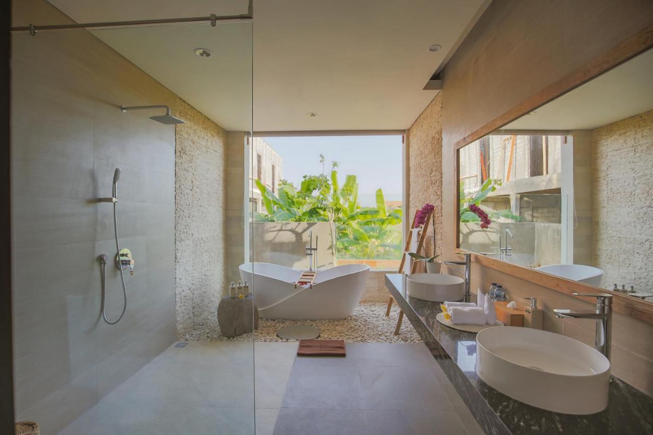 Uwu Villas Canggu  Exterior photo