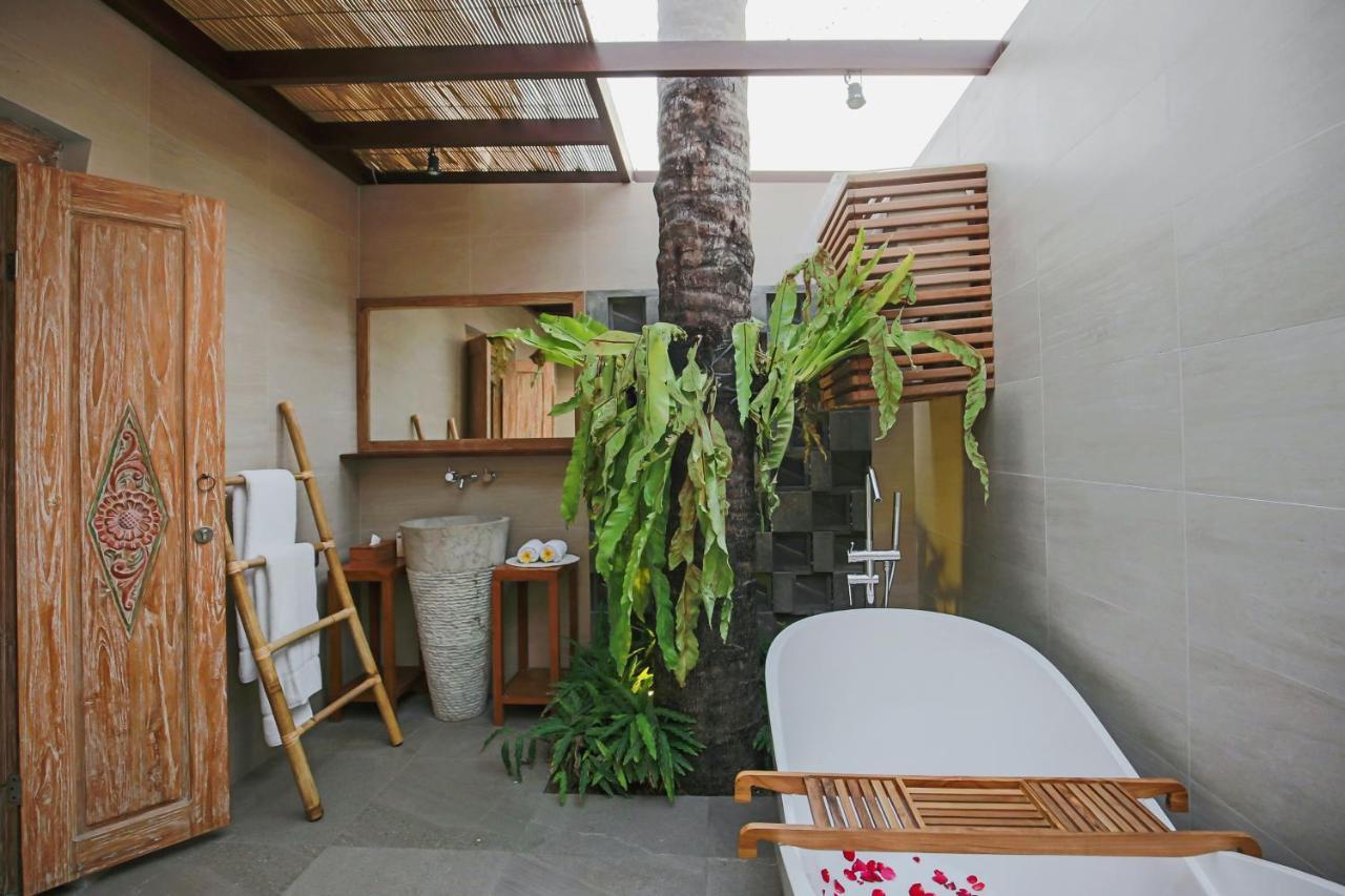 Uwu Villas Canggu  Exterior photo