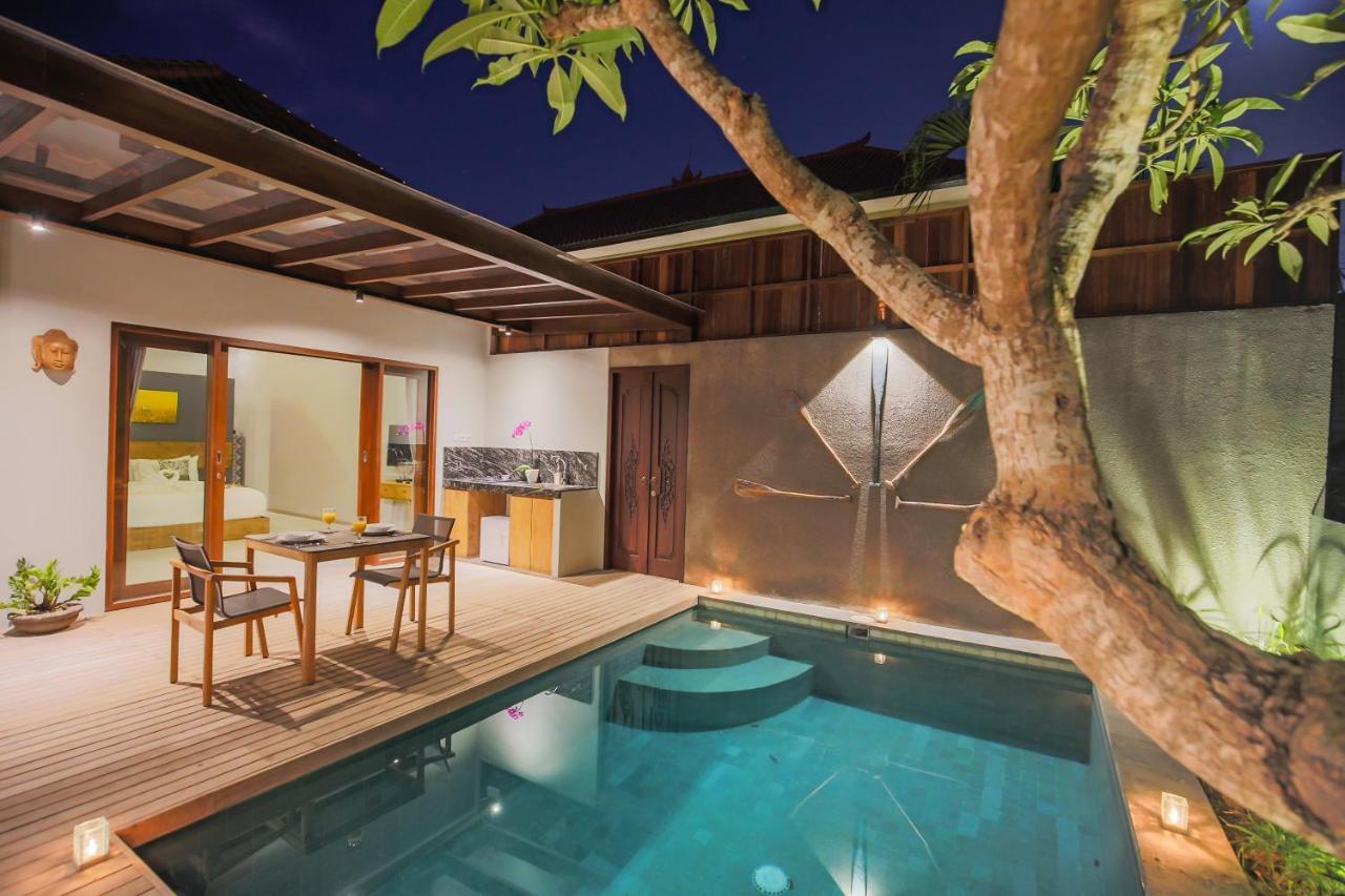Uwu Villas Canggu  Exterior photo